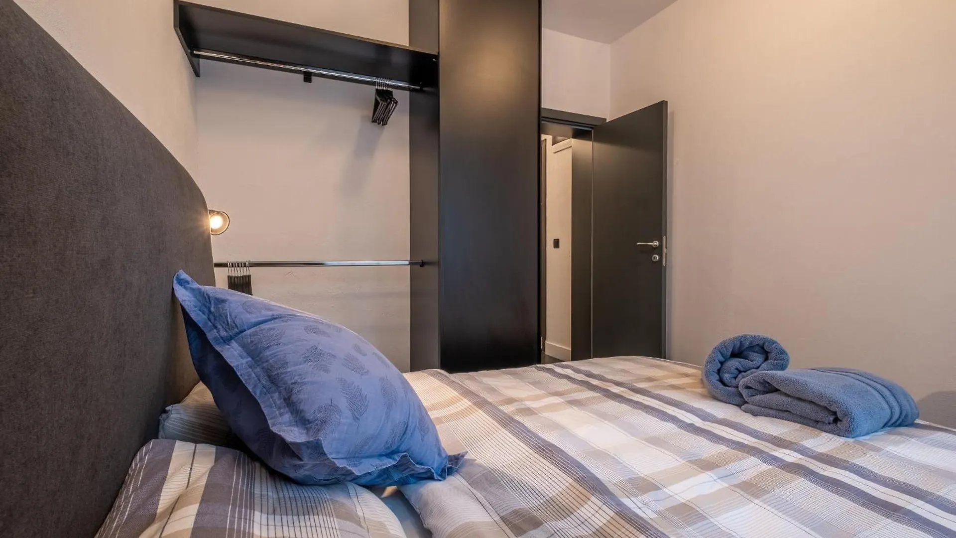 Apartman Soho 13 - Black & White Szófia Bulgária